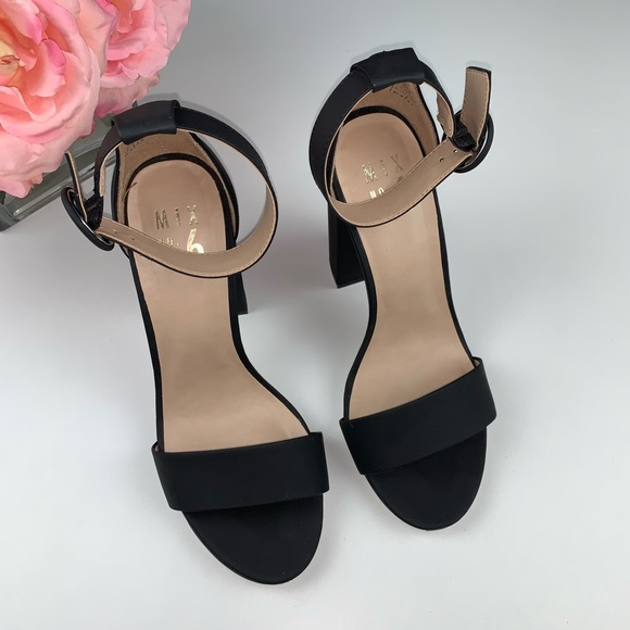 Mix No. 6 Shoes - ❄️Mix No. 6 Avery Sandal Ankle Strap Block Heels 7